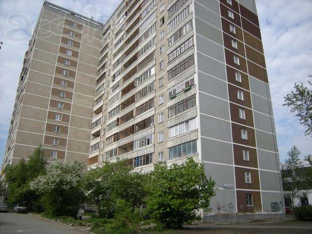Продам долю в двухкомнатной квартире